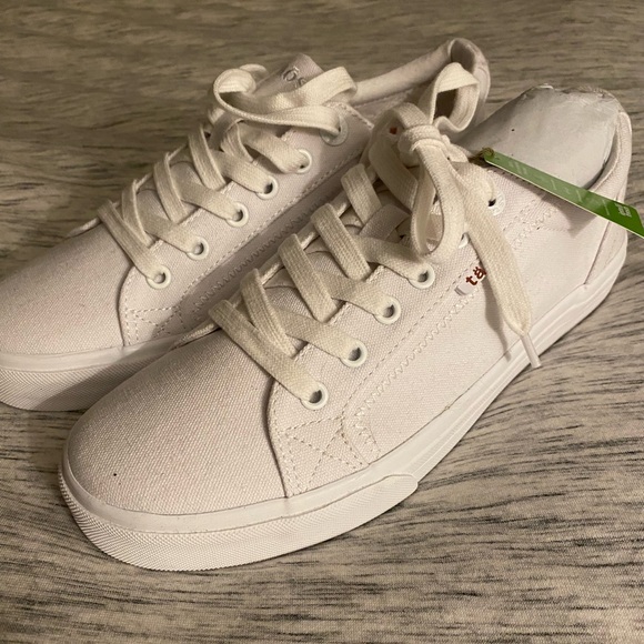 Taos | Women’s White Canvas Sneakers [NWT!] - Picture 6 of 7